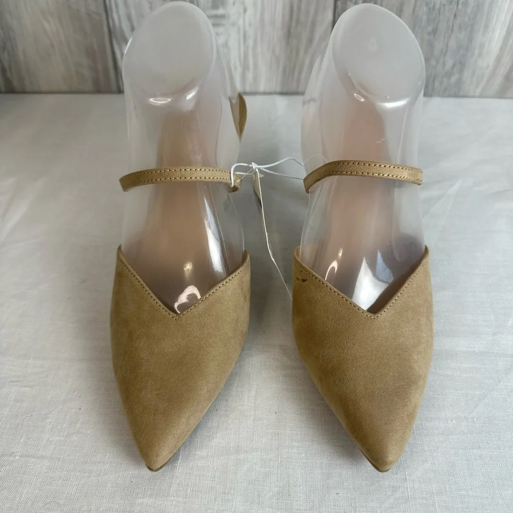 Flawed Chic Tan Women's Heels - Picture 3 of 6